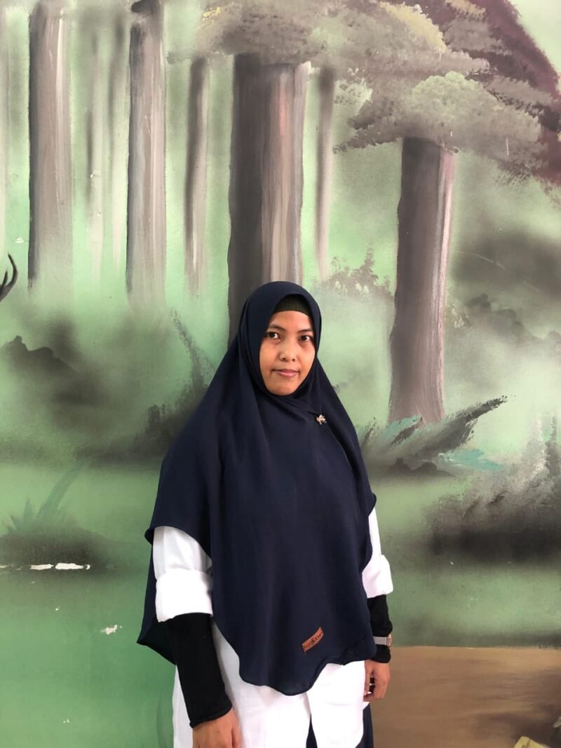  Kepala Seksi Pengembangan Pemasaran Pariwisata Dinas Pariwisata dan Kebudayaan Fakfak Rahma Husin saat ditemui wartawan sumsel.tagarutama.com di sela-sela persiapan kegiatan pesona kota pala 2024