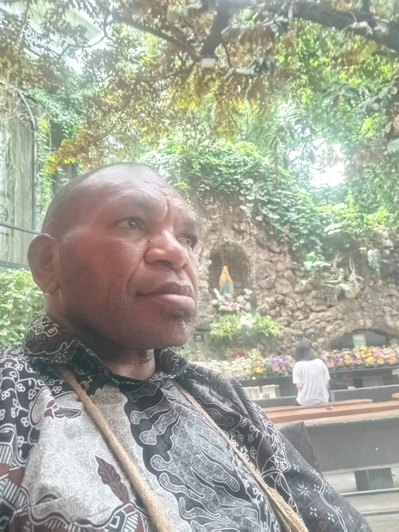 Titus Pekei, Pencetus Noken sebagai warisan budaya dunia, saat ditemui wartawan sumsel.tagarutama.com.